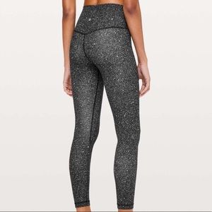 ISO: Luminescence/luminosity lululemon legging sz4